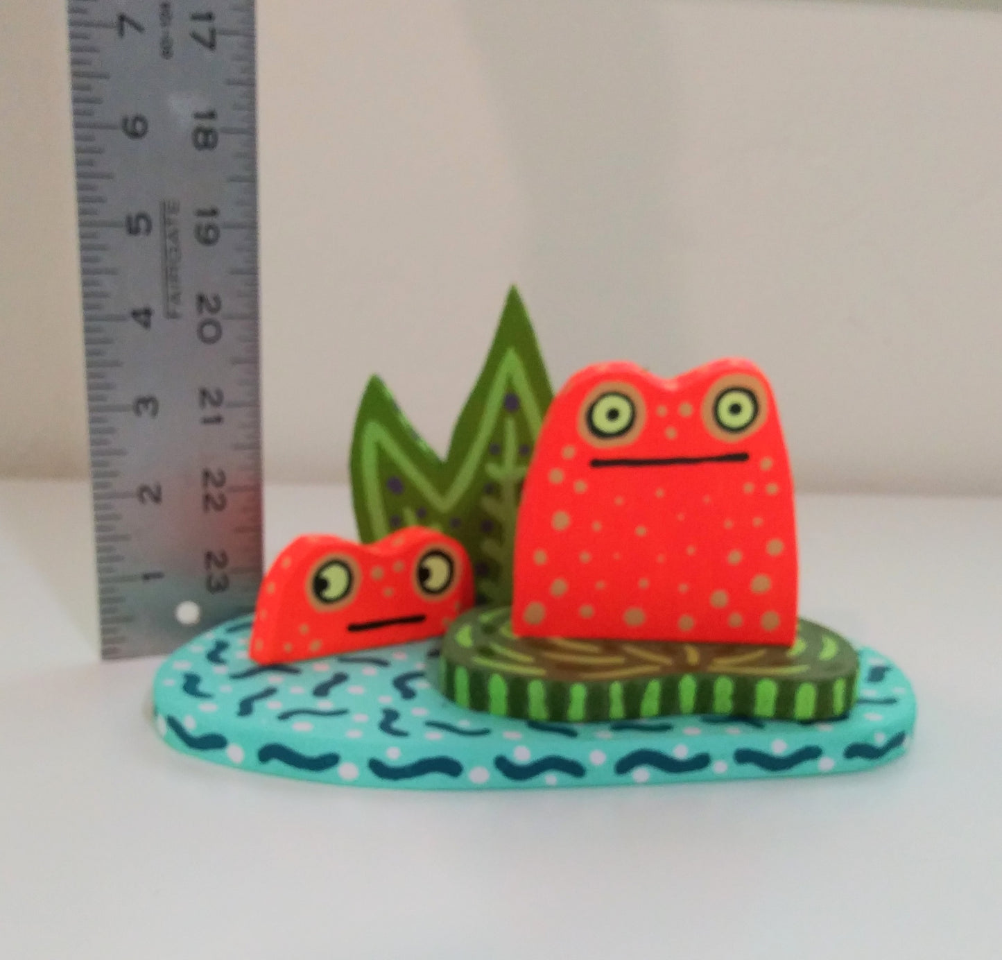 Frogs + Lily Pad